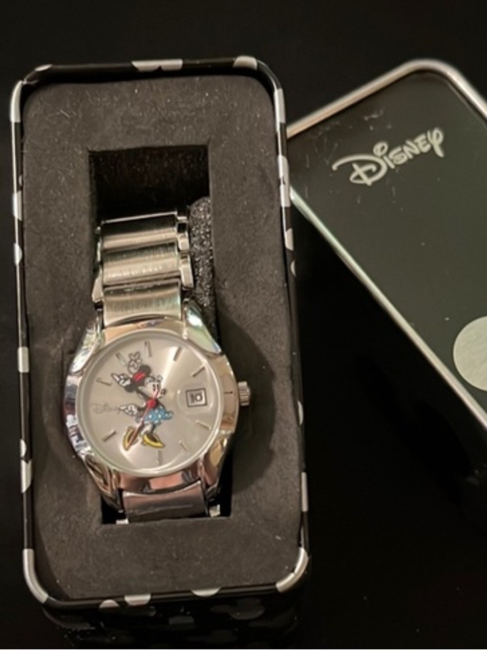 Disney Accutime Minnie Mouse Watch with Character Tin Case